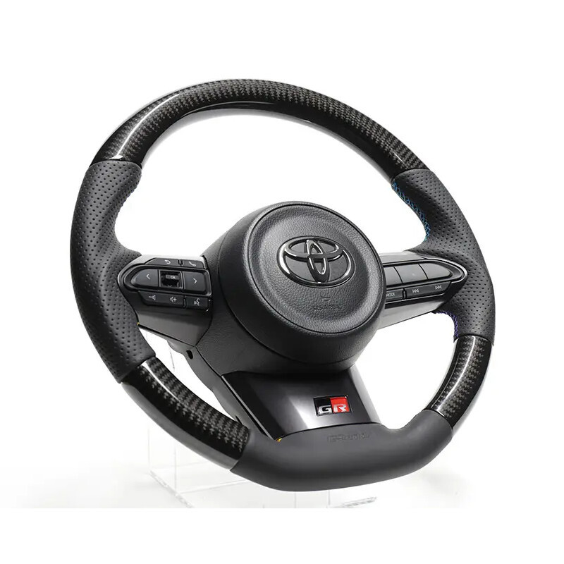 Volante de carbono negro GReddy con costura tricolor para Toyota Yaris GR GXPA16 1 Volante de carbono negro GReddy con costura tricolor para Toyota Yaris GR GXPA16